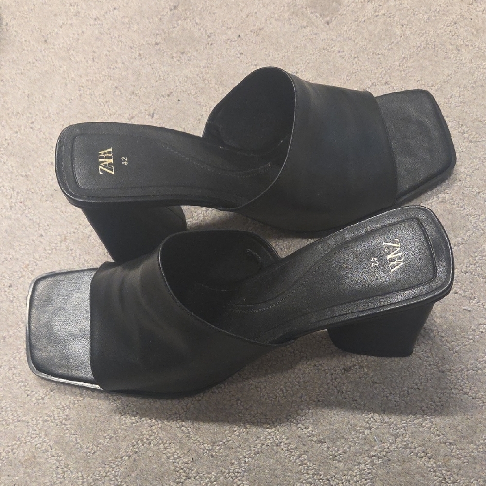 Zara Black Square-Toe Slide Mules